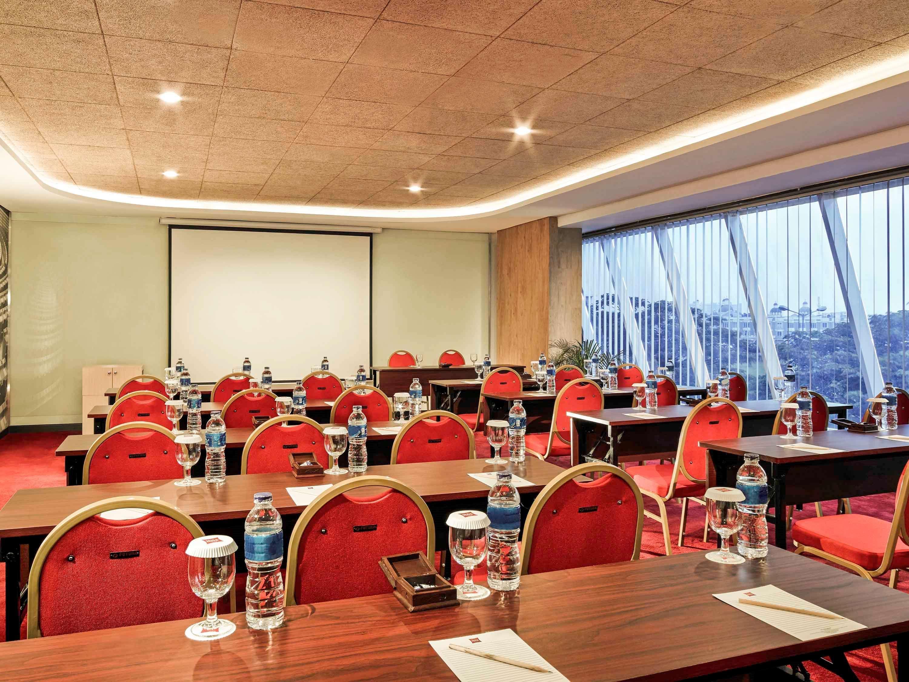 Ibis Gading Serpong Extérieur photo
