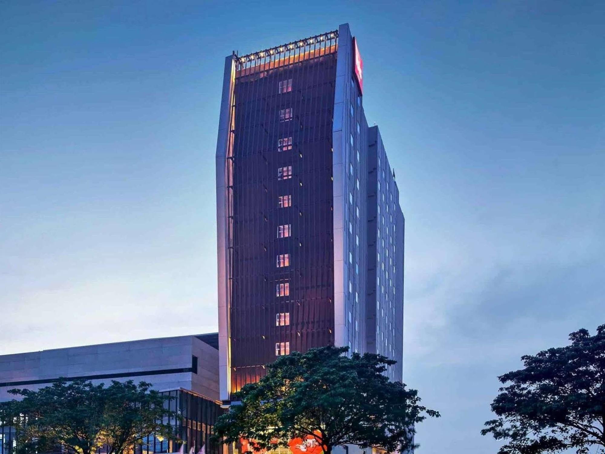 Ibis Gading Serpong Extérieur photo